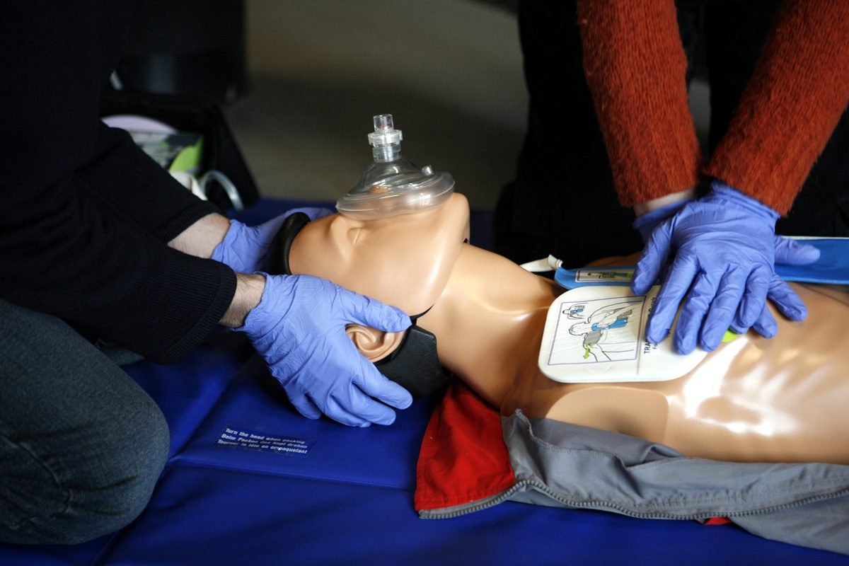 Basic emergency response training at an accountancy firm